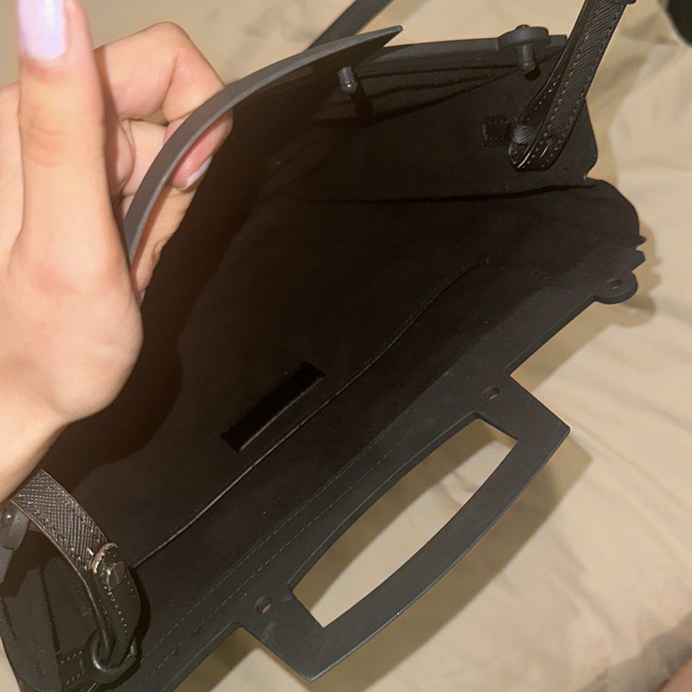 Black Givenchy Tote Bag - Picture 3 of 7